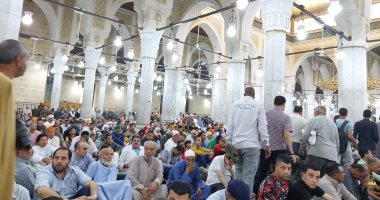 مدد ياشيخ العرب.. الآلاف يصلون الجمعة بمسجد سيدي أحمد البدوي في طنطا (فيديو)