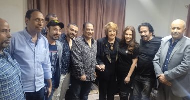 سميحة أيوب تشاهد "زقاق المدق" لـ مجدى فكرى ودنيا عبد العزيز