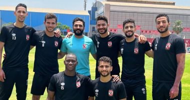 مستبعدو الأهلى من مباراة إنبى يواصلون التدريبات بالتتش.. صور