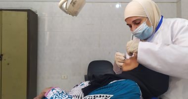 الكشف وتوفير العلاج لنحو 1900 مواطن في قافلة مجانية ضمن حياة كريمة ببنى سويف