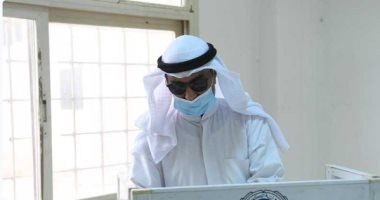 الكويت: الناخبون يتوافدون على مراكز الاقتراع لاختيار 8 أعضاء للمجلس البلدى