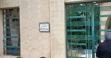 أول فيديو لمقبرة سمير صبرى فى الإسكندرية.. وسر طلبه الدفن فى عروس البحر