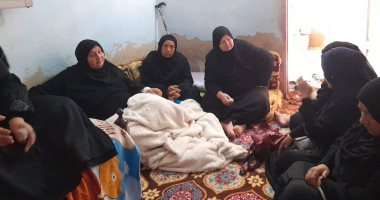 قرية الديدامون بالشرقية تودع 4 من أسرة واحدة توفوا فى حادث تصادم سيارة وتوكتوك