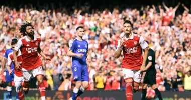 مواعيد مباريات اليوم.. قمة الأهلى وبيراميدز وآرسنال مع إيفرتون 