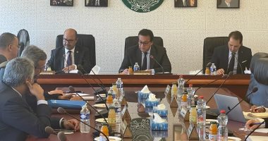 القائم بأعمال وزير الصحة: كورونا يحملنا مسئولية رفع المعاناة عن كاهل شعوبنا