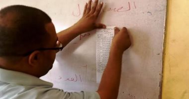 محافظ أسوان يتابع انطلاق امتحانات الدبلومات الفنية لإجمالى 17 ألف طالب