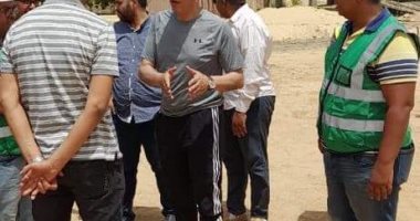 جولة لرئيس مياه الشرب بأسوان على مرافق ومحطات "حياة كريمة".. صور