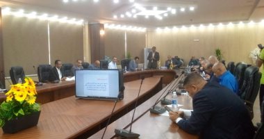 مجلس جامعة أسوان يناقش التجهيزات لامتحانات الفصل الدراسي الثانى
