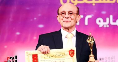 محمد صبحى ضيف "الراديو بيضحك" مع فاطمة مصطفى على إذاعة 90.90 اليوم