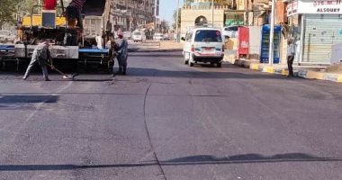  انطلاق أعمال الرصف والتطوير بشوارع وسط مدينة أسوان.. صور