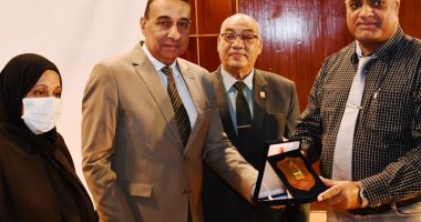 سكرتير محافظة أسوان يشهد فعاليات مؤتمر اليوم الواحد لذوى الاحتياجات الخاصة ..صور
