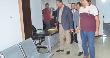 غلق أكاديمية غير مرخصة ومركز طبى مخالف وضبط سلع مجهولة المصدر فى بنى سويف