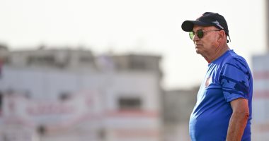 تعليمات خاصة من فيريرا للاعبى وسط الزمالك قبل مواجهة بيراميدز