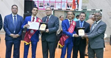 رئيس جامعة الوادى الجديد يشهد حفل تنصيب اتحاد الطلاب 