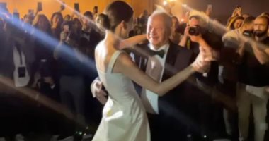 نجيب ساويرس يحتفل بزفاف ابنه "أنسي" تحت سفح الأهرامات.. صور