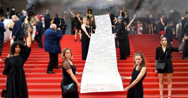 لقطات ساحرة ترصدها عدسات الكاميرات بالدورة الـ75 من مهرجان كان السينمائى