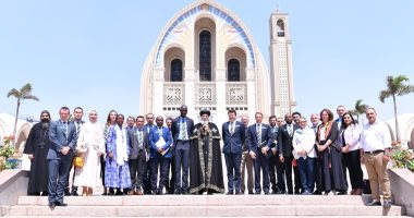 البابا تواضروس يستقبل وفد كلية الدفاع البريطانية