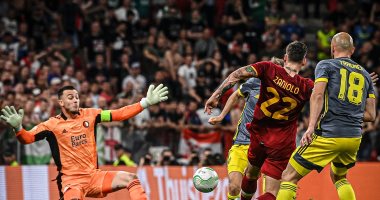 روما يتفوق على فينورد بالشوط الأول في نهائي دوري المؤتمر الأوروبي