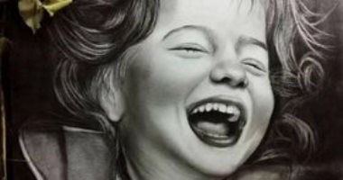 "سارة" حولت موهبتها الصغيرة فى الرسم إلى فنون بكل الألوان