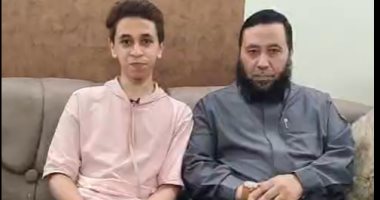 أنس ووالده حسن قررا إبهار رواد السوشيال ميديا بتحدى من نوع خاص.. يا ترى هتختاروا مين فيهم؟