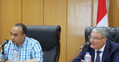 حياة كريمة بالمنيا.. المحافظ يوجه بسرعة إنشاء الكبارى بالتوازى مع تنفيذ المشروعات