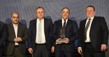 احتفالية bt100 تكرم قيادات القطاع العقاري الأكثر تأثيرًا في الناتج المحلى