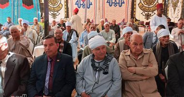 الصلح خير.. الكفن والقسم على كتاب الله ينهيان خصومة ثأرية بين عائلتين فى سوهاج..الحادث وقع قبل عام بالجيزة بسبب خلافات المصاهرة.. الأهالى: نشكر وزير الداخلية ومدير أمن سوهاج على الجهود المبذولة لحفظ الأمن
