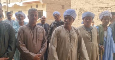 ضربات أمنية جديدة للمستريحين فى سوهاج.. ضبط مستريح استولى على 200 مليون جنيه من 450 شخصا.. القبض على سيدة استولت على 4 ملايين جنيه بزعم استثمارها بالمنظفات.. وسقوط مستريح العقارات بأخميم بـ2 مليون جنيه