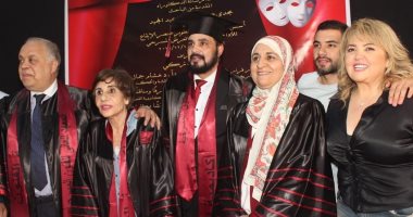 مها أحمد تهنئ زوجها مجدى كامل بعد حصوله على الدكتوراه.. صور