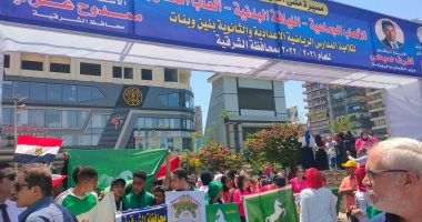 انطلاق مسيرة مشي الدورة التنافسية بالشرقية بمشاركة 500 شاب وفتاة.. لايف وصور