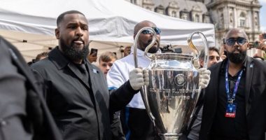 ليفربول ضد الريال.. كأس دوري أبطال أوروبا تتوجه إلى ملعب دى فرانس "فيديو"