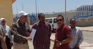 رئيس مياه الشرب بأسوان يتفقد محطة المعالجة الثلاثية بالحاجر لسرعة بدء الأعمال 