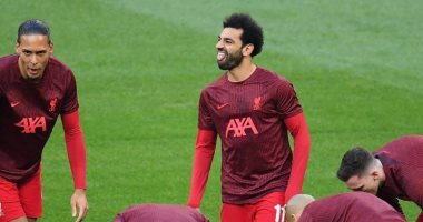 ليفربول ضد الريال.. شاهد إحماء محمد صلاح ولاعبى ليفربول قبل نهائي دوري الأبطال