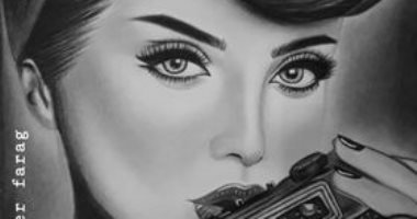 "هدير" تشارك موهبتها فى رسم البورتريهات وتحلم بالعالمية