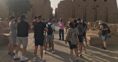 رواج سياحى وإقبال كبير للأفواج السياحية من مختلف دول العالم للأقصر.. صور
