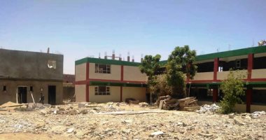فريق "حياة كريمة" بأسوان يتابع مشروعات قرى جعفر الصادق وأبو هور.. صور