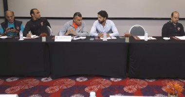 "كاف" يكشف للأهلي حقيقة إيقاف نهائي أفريقيا حال تعطل "VAR"