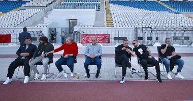 الخطيب يجتمع مع أعضاء مجلس الأهلي بالمغرب لمناقشة ترتيبات نهائي أفريقيا