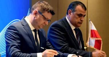 توقيع بروتوكول لتصنيع أطقم التحويل للعمل بالغاز للمركبات بين مصر وبولندا