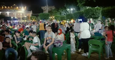 شاهد احتشاد الجماهير لتشجيع الأهلى بنادى سوهاج الرياضى.. صور