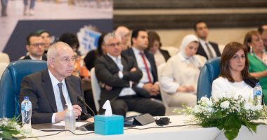 رئيس المنطقة الاقتصادية لقناة السويس: توقيع مذكرات تفاهم جديدة لمشروعات الطاقة النظيفة قريباً