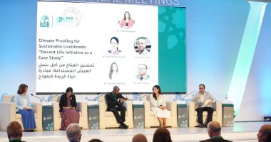 المشاركون بجلسة التغير المناخى: استخدام التكنولوجيا لتحسين المناخ يساهم بالتنمية