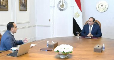 الرئيس السيسى يجتمع برئيس الوزراء ويطلع على نتائج زيارة الوفد المصري الحكومى إلى دولة الإمارات.. ويؤكد أهمية التعاون الثلاثي بين القاهرة وأبو ظبى وعمان.. ومدبولى يستعرض نتائج اجتماعاته بالمستثمرين الإماراتيين
