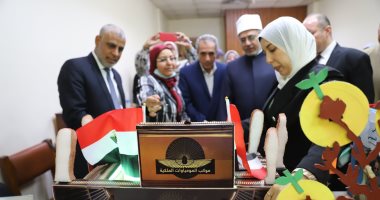 "إنجازات الرئيس السيسى".. موضوع التصفيات النهائية للمعلمة القدوة بالأزهر 