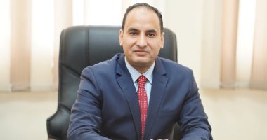 وزيرة التخطيط تُعيّن كمال نصر مساعدًا لشئون المكتب الفني