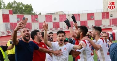شباب بلوزداد يتوج بطلا للدوري الجزائري للمرة الثالثة على التوالى.. صور