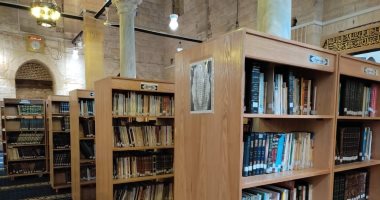 صور.. مكتبة الجامع الأزهر تضم 50 ألف مجلد من كافة المعارف والعلوم الإنسانية