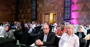 أستاذ كبد: "مش كل اللى عنده جرثومة المعدة يأخذ علاج"
