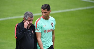 سانتوس: رونالدو اختار البقاء فى مانشستر يونايتد.. والبرتغال منتخب متوازن