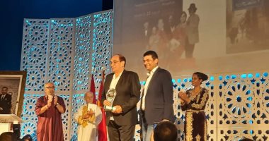 مجدى أحمد على يفوز بجائزة الإخراج عن "2 طلعت حرب" بمهرجان خريبكة للسينما الأفريقية
